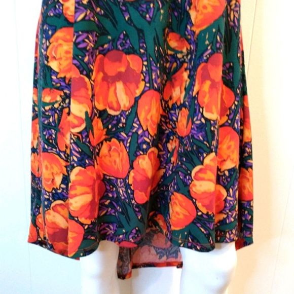 Lu La Roe Dress. Size small - Picture 3 of 11